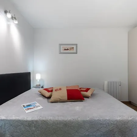 شقة Caesar Domus-3 By Interhome *